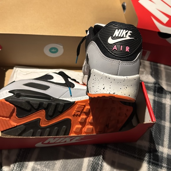 Air max 90 size 11.5 - Picture 4 of 5